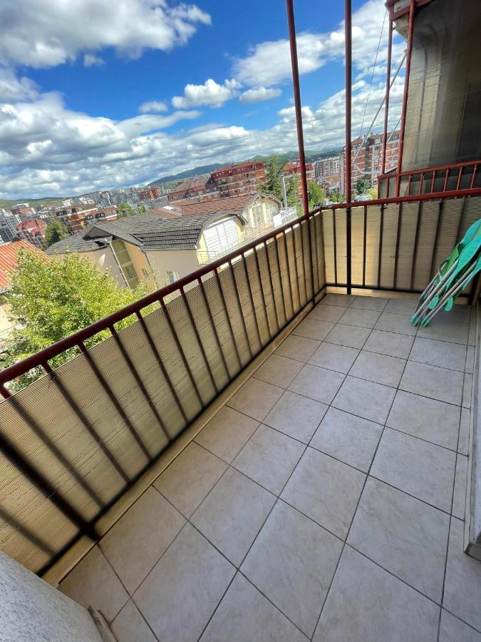 Mexican Touch Apartment With Parking Garage 프리슈티나 외부 사진